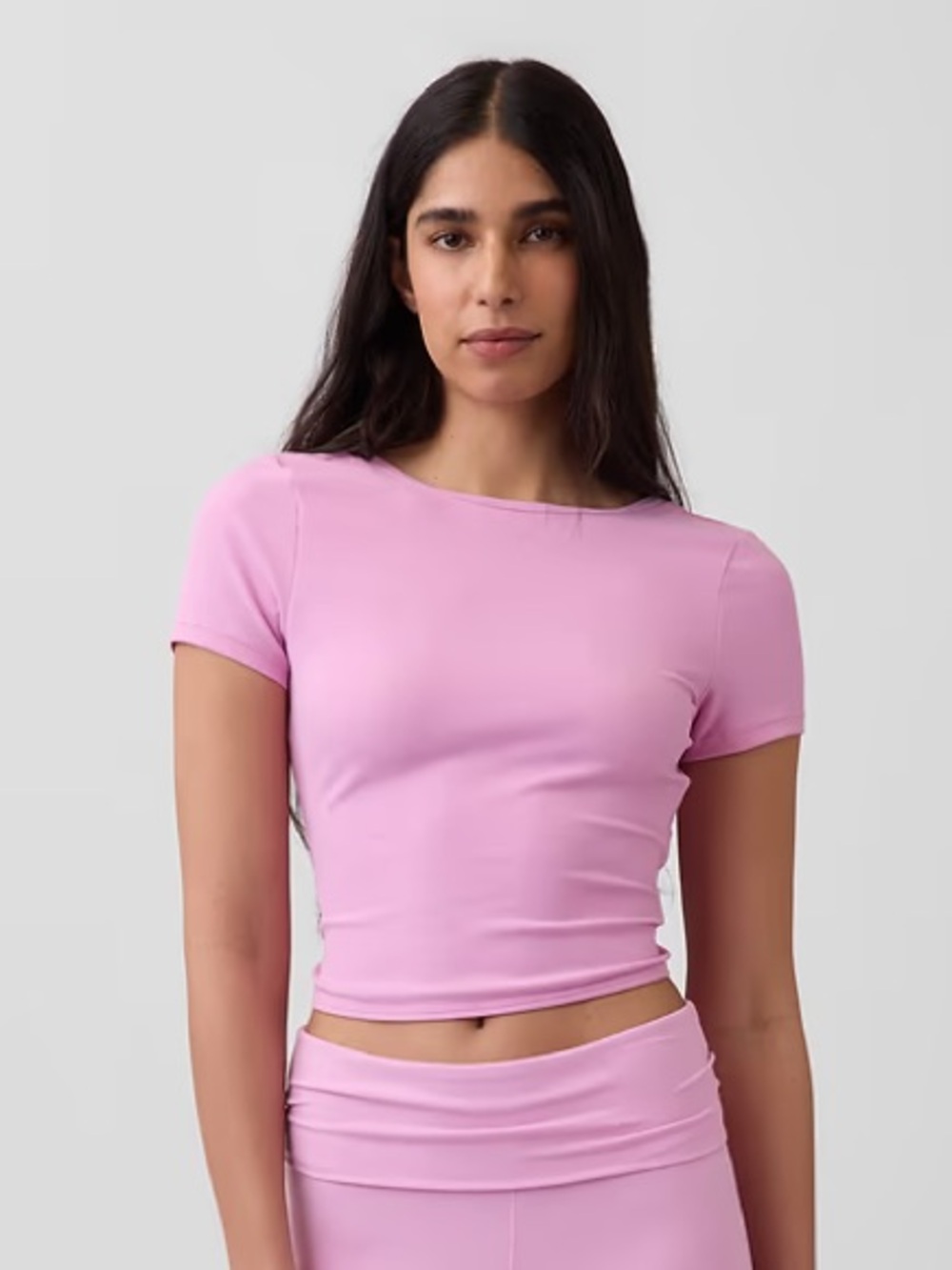 GapFit Smooth Reversible Wrap Crop Top